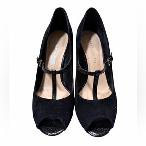 Franco Sarto Black T-Strap Peep-Toe Heels